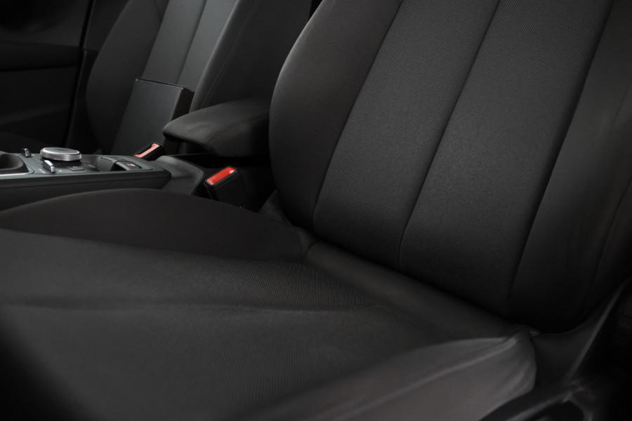 Audi Q2 30 TDI Design Airco, Navigatie, Parkeersensoren, Cruise Control