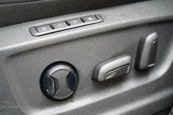 Škoda Kodiaq 1.5 TSI 150pk Sportline Business | Panoramadak | Memory | Trekhaak afn. | Camera | Canton audio
