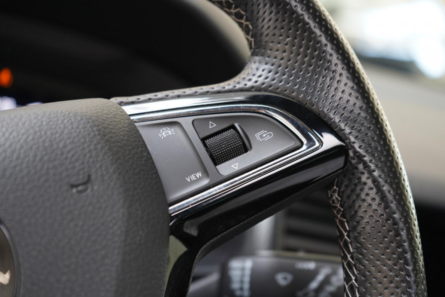 Škoda Kodiaq 1.5 TSI 150pk Sportline Business | Panoramadak | Memory | Trekhaak afn. | Camera | Canton audio