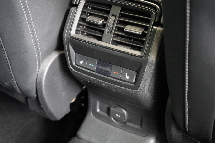 Škoda Kodiaq 1.5 TSI 150pk Sportline Business | Panoramadak | Memory | Trekhaak afn. | Camera | Canton audio
