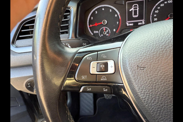 Volkswagen T-Roc 1.0 TSI Style | ACC | DAB | PDC | Stoelverw.