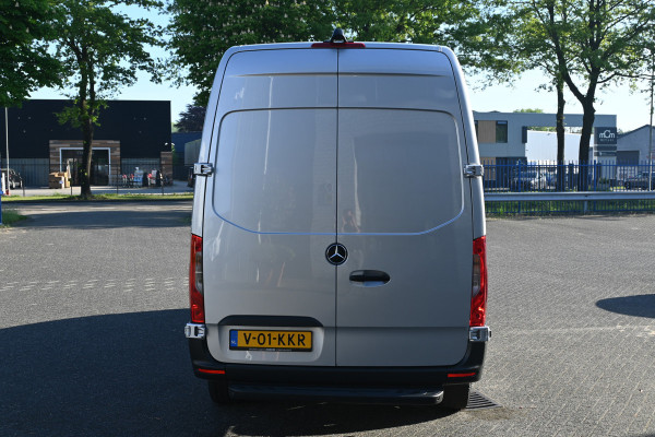 Mercedes-Benz Sprinter 317 CDI L2H2 RWD 360 Graden camera, Geveerde stoel, Navigatie MBUX