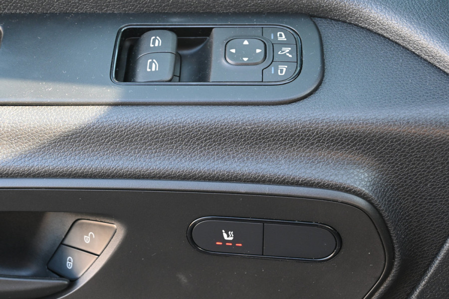 Mercedes-Benz Sprinter 317 CDI L2H2 RWD 360 Graden camera, Geveerde stoel, Navigatie MBUX