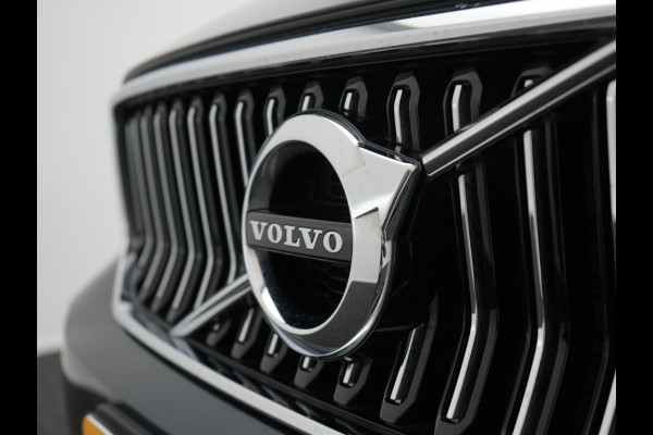 Volvo XC40 1.5 T3 Inscription | Leder | Carplay | Stoelverwarming | Led | Navi | Camera | Parkeersensoren |