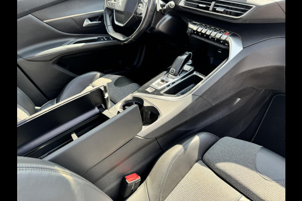 Peugeot 3008 1.2 PureTech Allure Led verl Panoramadak Apple Carplay Navigatie Achteruitrijcamera Cruise control Automaat