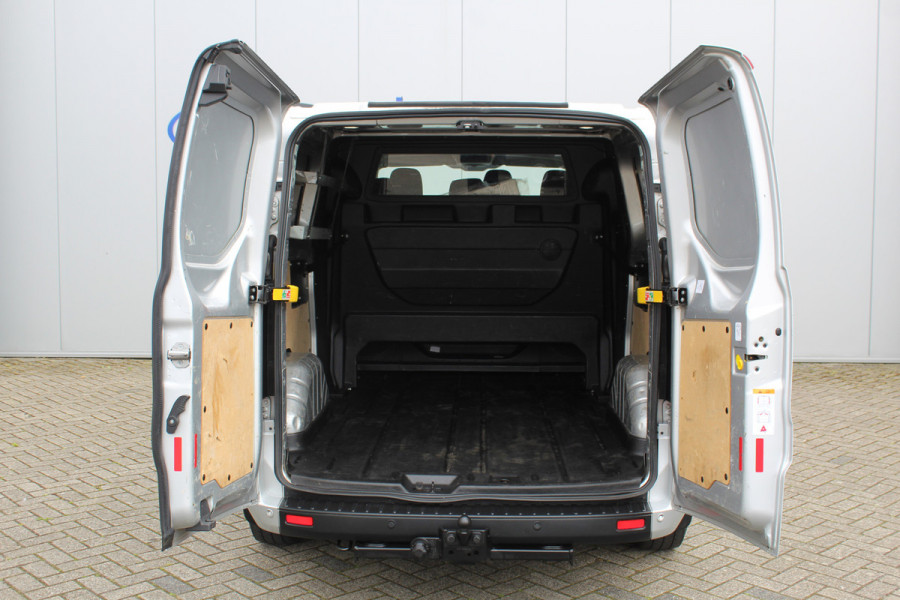 Ford Transit Custom 300 2.0-105pk TDCI L2H1 Trend Dubb. Cab. 6-zits parkeersensoren voor + achter - Bluetooth - Trekhaak - Cruise Control - Airco