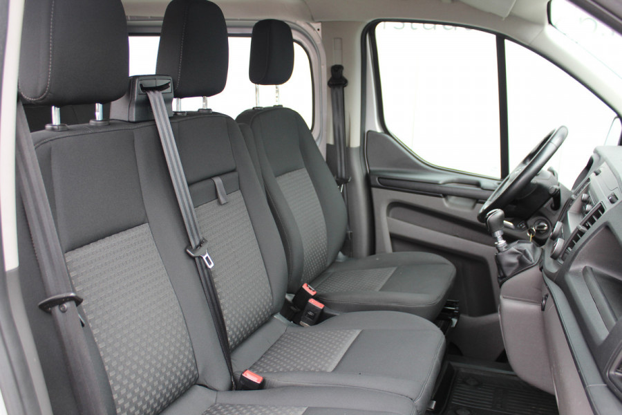 Ford Transit Custom 300 2.0-105pk TDCI L2H1 Trend Dubb. Cab. 6-zits parkeersensoren voor + achter - Bluetooth - Trekhaak - Cruise Control - Airco