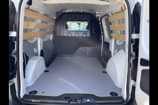 Renault Express 1.5 dCi 75 Comfort / bpm vrij / euro 6 / vaste prijs rijklaar € 12.950 ex btw / lease vanaf € 237 / pdc achter / airco / cruise control / Apple Carplay Android auto