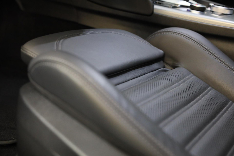 Alfa Romeo Giulia 2.0 T GME AWD Tributo Italiano / FACELIFT / Digital Cockpit / Acc / HK / Leder / Elek Stoelen / Camera / 19 Inch