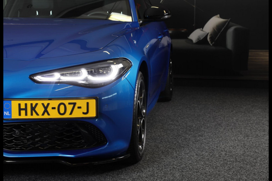 Alfa Romeo Giulia 2.0 T GME AWD Tributo Italiano / FACELIFT / Digital Cockpit / Acc / HK / Leder / Elek Stoelen / Camera / 19 Inch
