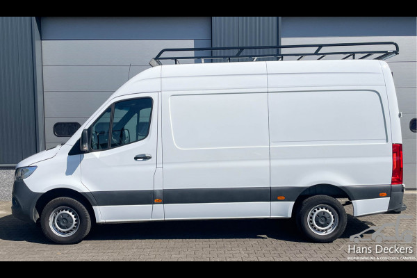 Mercedes-Benz Sprinter 317 L2H2 MBUX 170PK Airco Imperiaal Trekhaak Camera Navi Parkeersensoren BPM Vrij