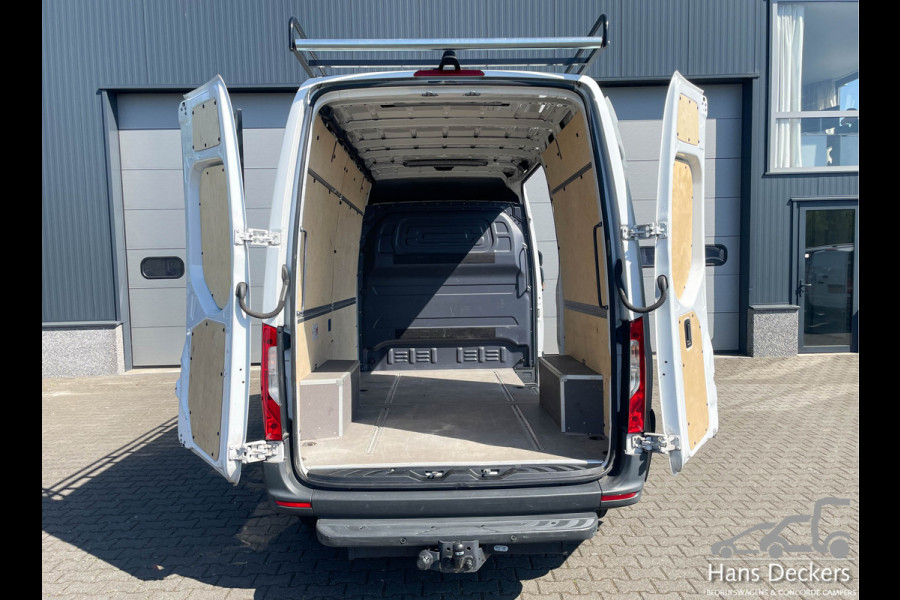Mercedes-Benz Sprinter 317 L2H2 MBUX 170PK Airco Imperiaal Trekhaak Camera Navi Parkeersensoren BPM Vrij