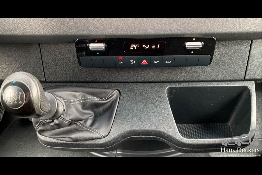 Mercedes-Benz Sprinter 317 L2H2 MBUX 170PK Airco Imperiaal Trekhaak Camera Navi Parkeersensoren BPM Vrij