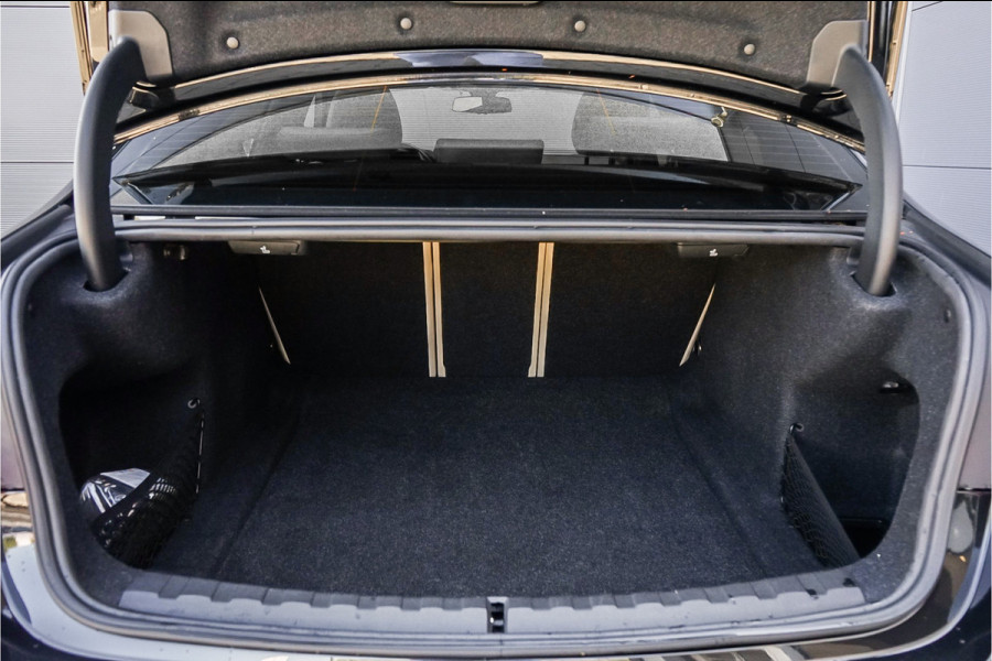 BMW 3-serie 320i High Exec Ed Schuifdak Trekhaak HUD 1e Eig