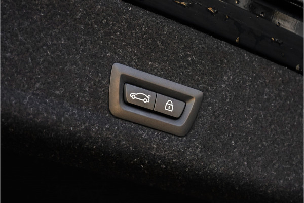 BMW 3-serie 320i High Exec Ed Schuifdak Trekhaak HUD 1e Eig