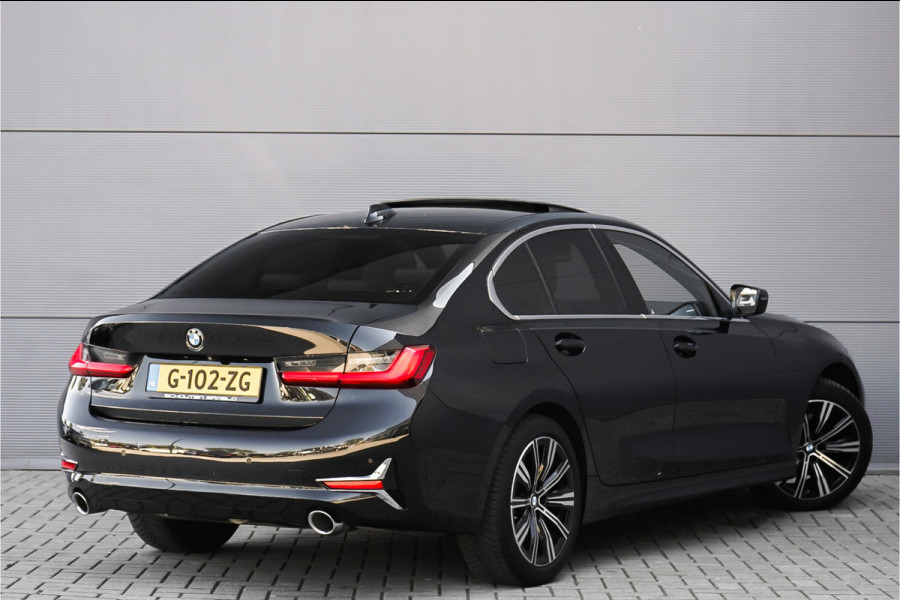 BMW 3-serie 320i High Exec Ed Schuifdak Trekhaak HUD 1e Eig