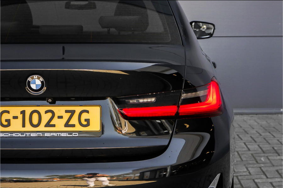 BMW 3-serie 320i High Exec Ed Schuifdak Trekhaak HUD 1e Eig