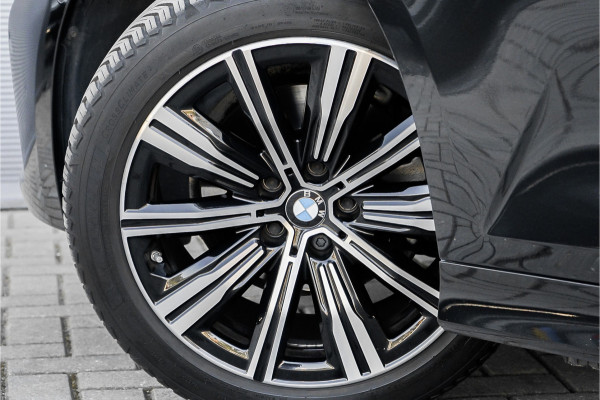 BMW 3-serie 320i High Exec Ed Schuifdak Trekhaak HUD 1e Eig