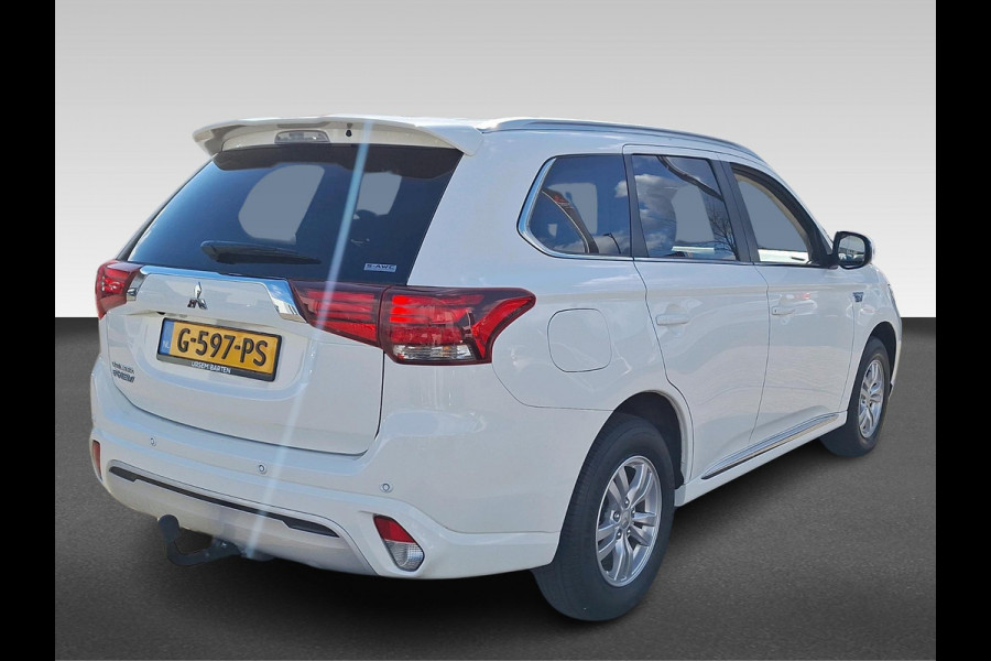 Mitsubishi Outlander 2.4 PHEV Pure | Apple Carplay/Android Auto | trekhaak