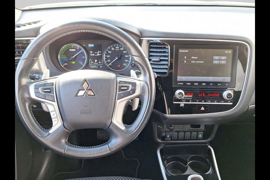Mitsubishi Outlander 2.4 PHEV Pure | Apple Carplay/Android Auto | trekhaak