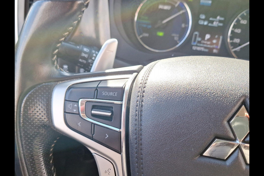 Mitsubishi Outlander 2.4 PHEV Pure | Apple Carplay/Android Auto | trekhaak