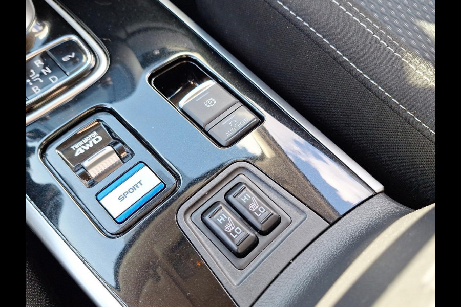 Mitsubishi Outlander 2.4 PHEV Pure | Apple Carplay/Android Auto | trekhaak