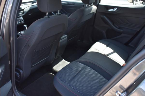 Ford Focus 1.0 EcoB. ST L. Bns Winter-Comfort pack