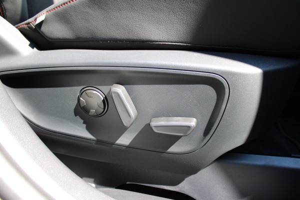 Ford Kuga 2.5 PHEV ST-Line X | Technology Pack | Winterpack | AGR | Head-up | BLIS | Navigatie