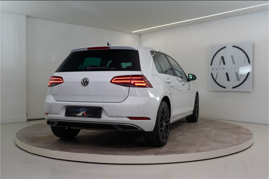 Volkswagen Golf 1.4 TSI Highline Business R 150PK | Discover Navi | Apple Carplay | Stoelverw. | Garantie
