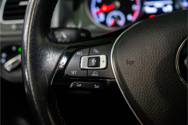 Volkswagen Golf 1.4 TSI Highline Business R 150PK | Discover Navi | Apple Carplay | Stoelverw. | Garantie
