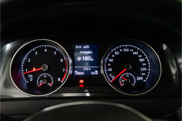 Volkswagen Golf 1.4 TSI Highline Business R 150PK | Discover Navi | Apple Carplay | Stoelverw. | Garantie