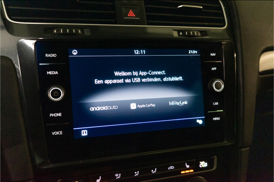 Volkswagen Golf 1.4 TSI Highline Business R 150PK | Discover Navi | Apple Carplay | Stoelverw. | Garantie