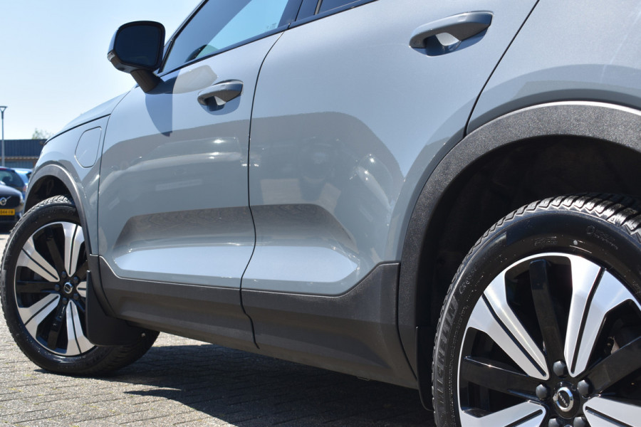 Volvo XC40 T4 211PK Plug-in hybrid Plus Dark | ACC | 360 Camera | Elektr. stoel | Getint glas | Stuurverwarming
