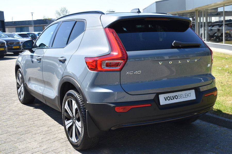 Volvo XC40 T4 211PK Plug-in hybrid Plus Dark | ACC | 360 Camera | Elektr. stoel | Getint glas | Stuurverwarming