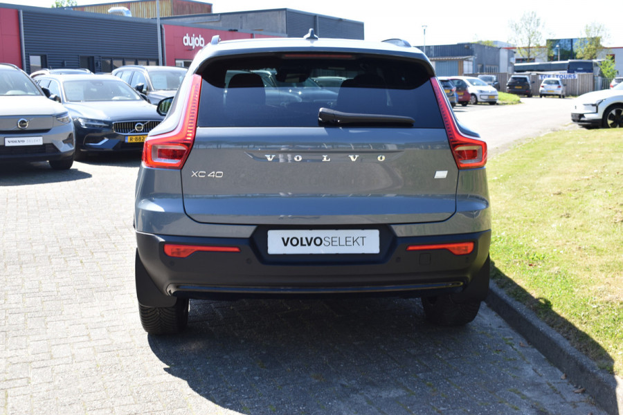 Volvo XC40 T4 211PK Plug-in hybrid Plus Dark | ACC | 360 Camera | Elektr. stoel | Getint glas | Stuurverwarming