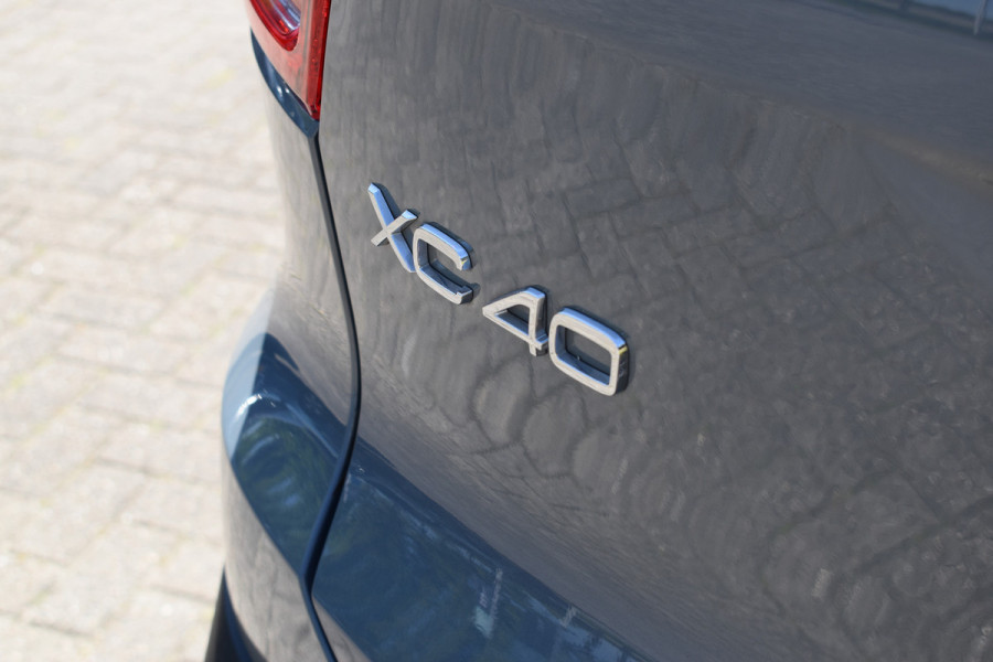 Volvo XC40 T4 211PK Plug-in hybrid Plus Dark | ACC | 360 Camera | Elektr. stoel | Getint glas | Stuurverwarming