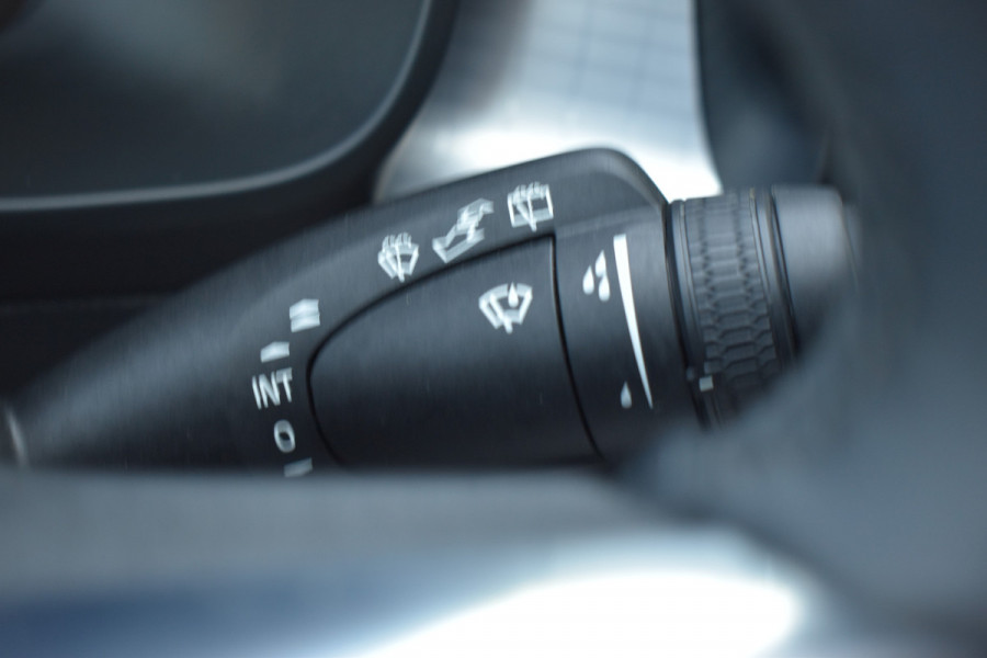 Volvo XC40 T4 211PK Plug-in hybrid Plus Dark | ACC | 360 Camera | Elektr. stoel | Getint glas | Stuurverwarming