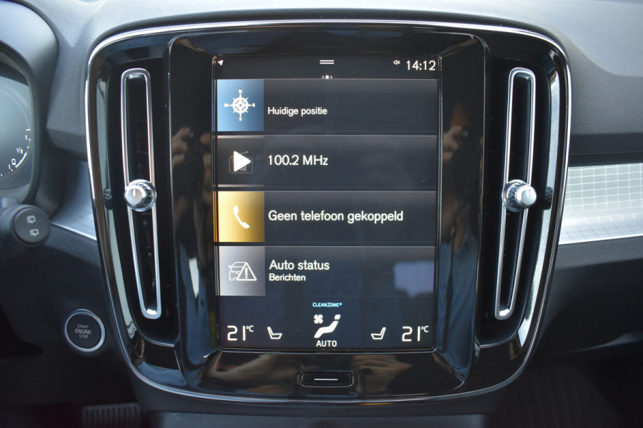 Volvo XC40 T4 211PK Plug-in hybrid Plus Dark | ACC | 360 Camera | Elektr. stoel | Getint glas | Stuurverwarming