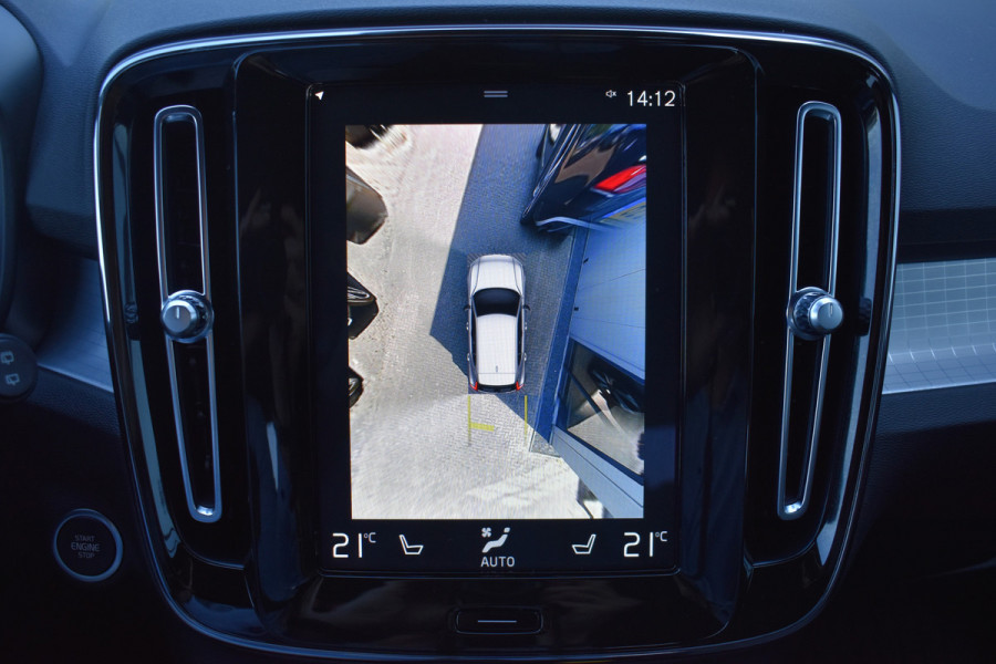 Volvo XC40 T4 211PK Plug-in hybrid Plus Dark | ACC | 360 Camera | Elektr. stoel | Getint glas | Stuurverwarming