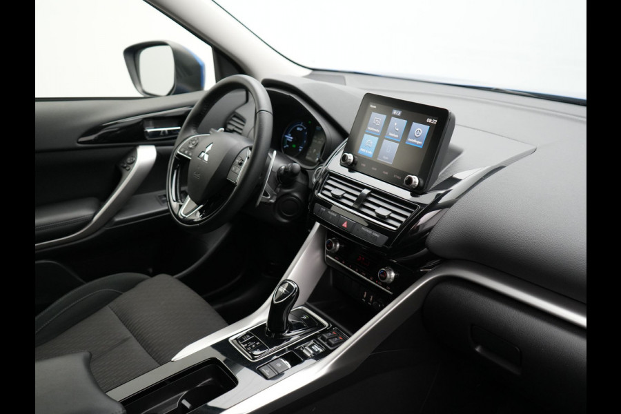 Mitsubishi Eclipse Cross 2.4 Intense Plug in Hybrid Dealer O.H. PHEV | Apple Carplay | Camera | Climate Control | Stoelverwarming | Cruise Control | L.M. 18" | DAB |
