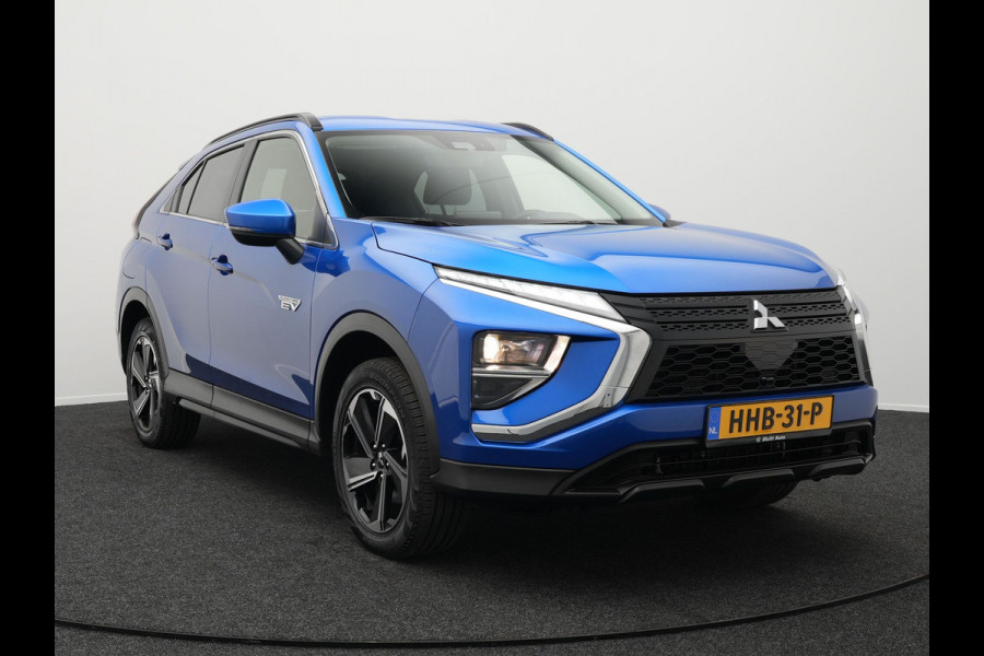 Mitsubishi Eclipse Cross 2.4 Intense Plug in Hybrid Dealer O.H. PHEV | Apple Carplay | Camera | Climate Control | Stoelverwarming | Cruise Control | L.M. 18" | DAB |