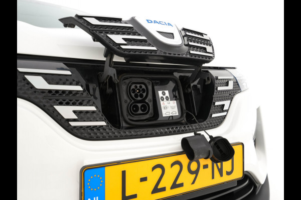 Dacia Spring Business 27 kWh Pack-Techno (INCL-BTW) Aut. *NAVI-FULLMAP | FULL-LEATHER | COMFORT-SEATS | CAMERA | DAB+ | CCS-FASTLOADER | AIRCO | PDC | CRUISE | 14''ALU*