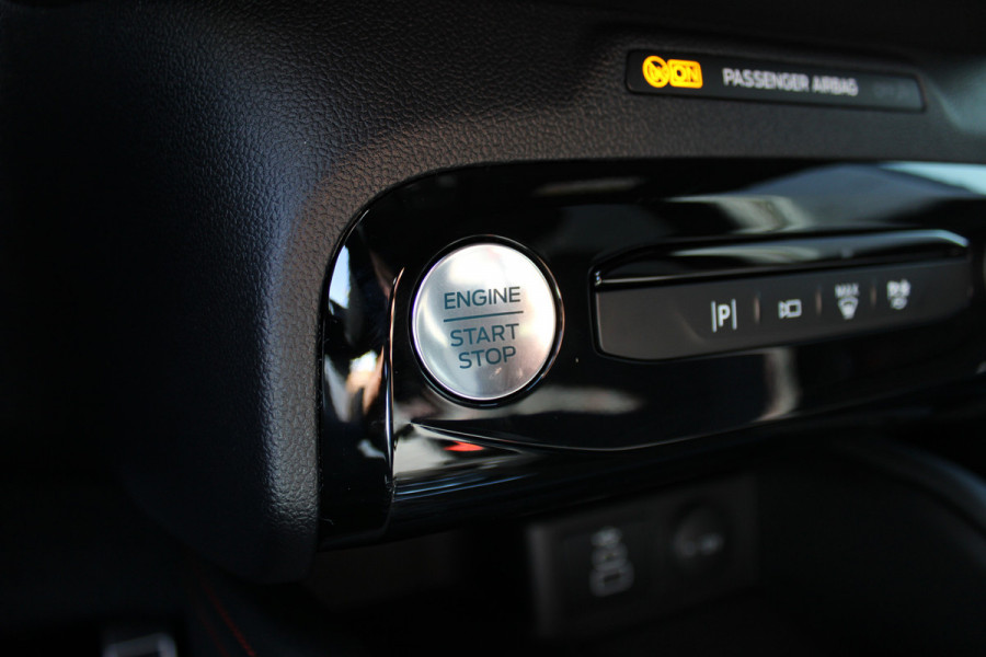 Ford Kuga 2.5 PHEV ST-Line X | Technology Pack | Winterpack | AGR | Head-up | BLIS | Navigatie