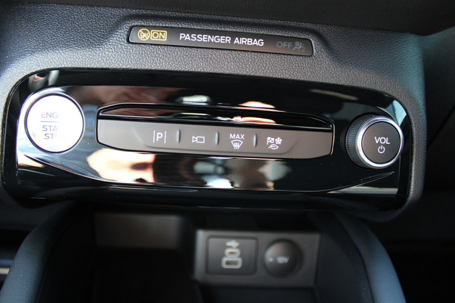 Ford Kuga 2.5 PHEV ST-Line X | Technology Pack | Winterpack | AGR | Head-up | BLIS | Navigatie