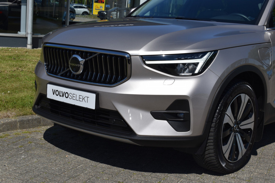 Volvo XC40 T5 262 PK Plug-in hybrid Ultimate Bright | Leder | Panodak | ACC | 360 camera | Stoelverwarming | H&K