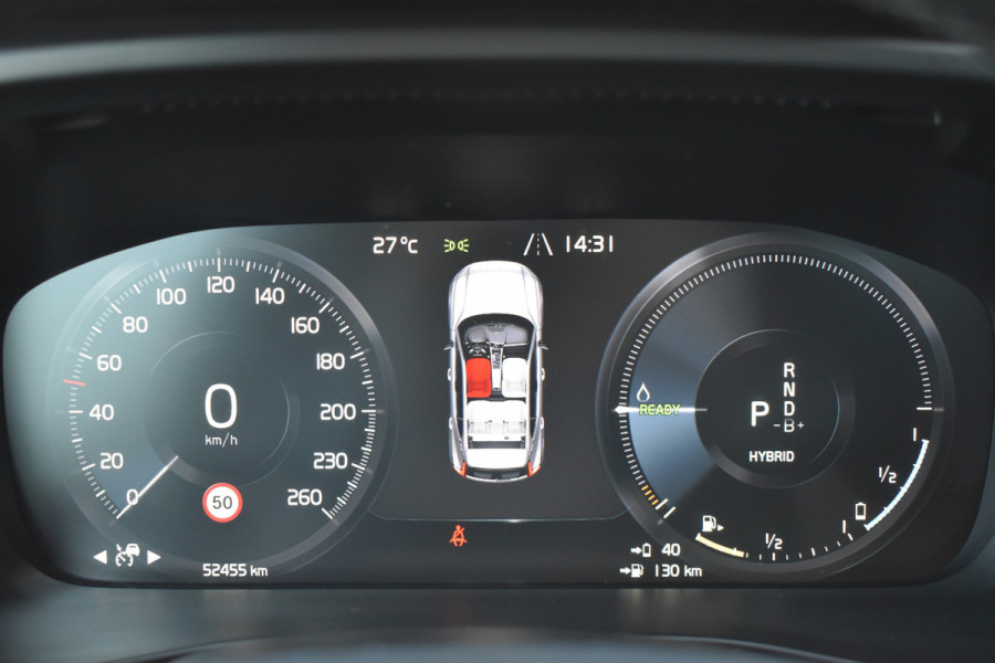 Volvo XC40 T5 262 PK Plug-in hybrid Ultimate Bright | Leder | Panodak | ACC | 360 camera | Stoelverwarming | H&K