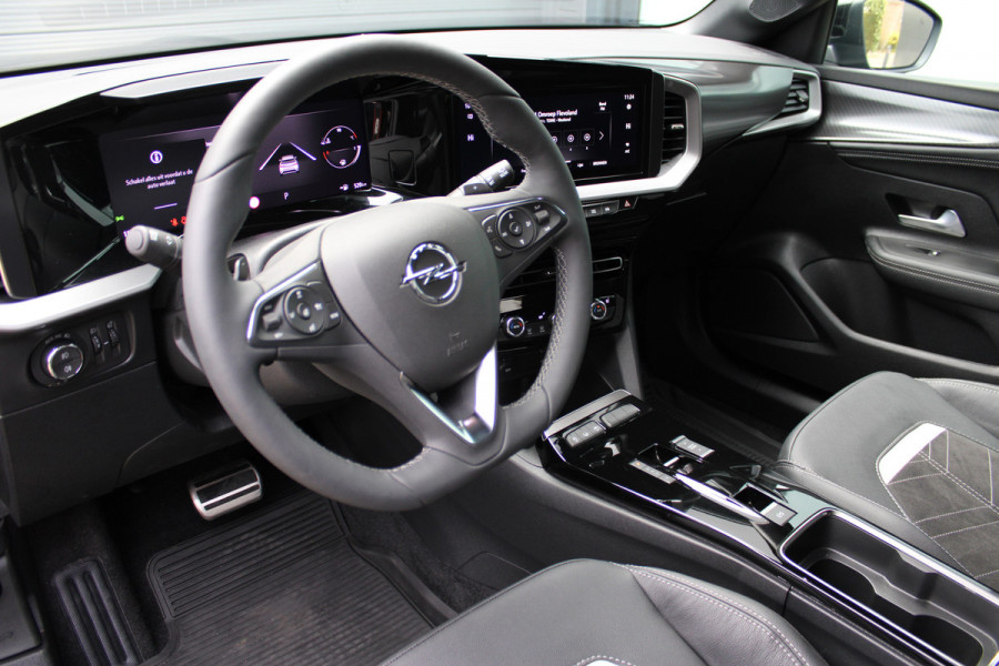 Opel Mokka 1.2T 130PK Ultimate Automaat | Led | Camera | BLIS | Adaptieve Cruise | Keyless | Winterpack