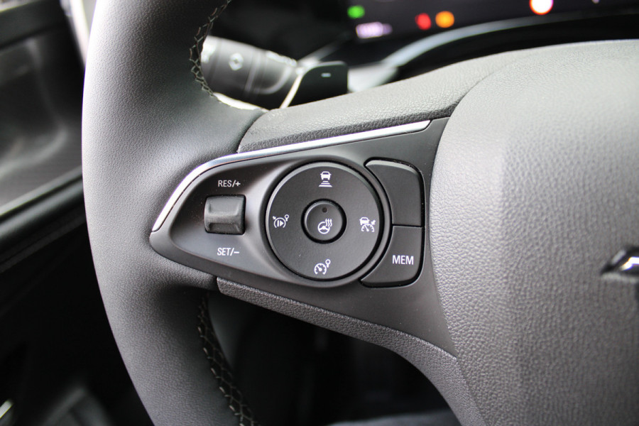 Opel Mokka 1.2T 130PK Ultimate Automaat | Led | Camera | BLIS | Adaptieve Cruise | Keyless | Winterpack