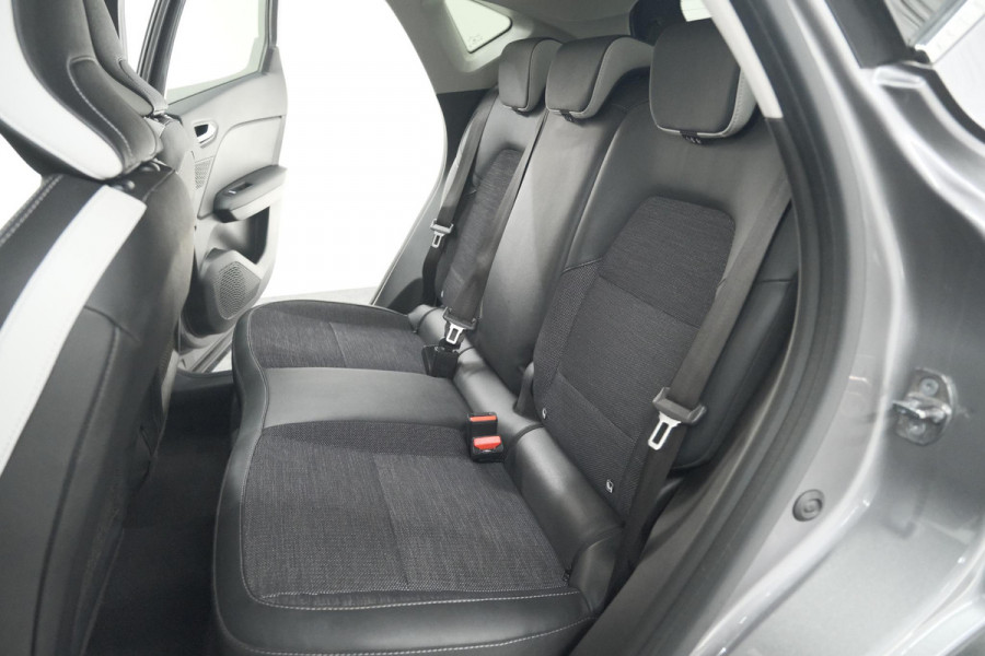 Renault Captur TCe 90 techno | 360 Camera | Navigatie | 9.3 Inch Groot Scherm | Apple Carplay | Parkeersensoren