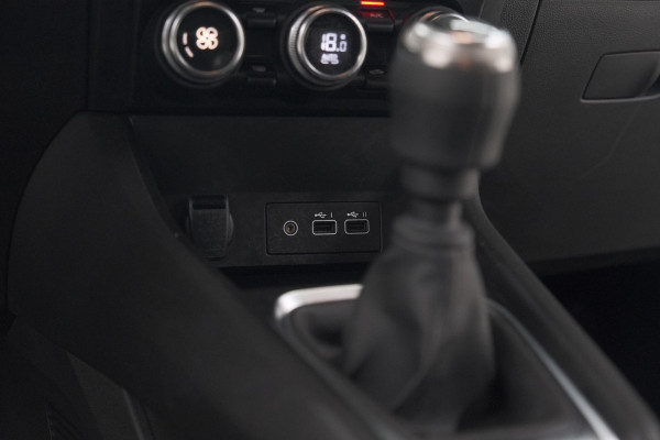 Renault Captur TCe 90 techno | 360 Camera | Navigatie | 9.3 Inch Groot Scherm | Apple Carplay | Parkeersensoren